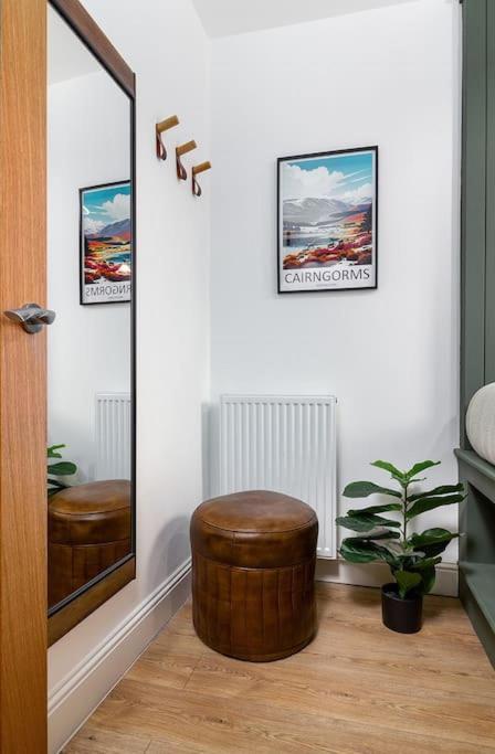The Stylish 3-Bedroom Maisonette Retreat Стерлінг Екстер'єр фото