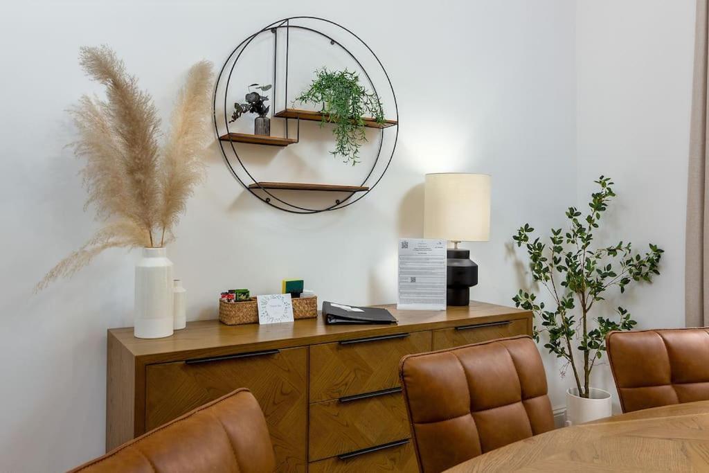 The Stylish 3-Bedroom Maisonette Retreat Стерлінг Екстер'єр фото