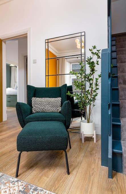 The Stylish 3-Bedroom Maisonette Retreat Стерлінг Екстер'єр фото